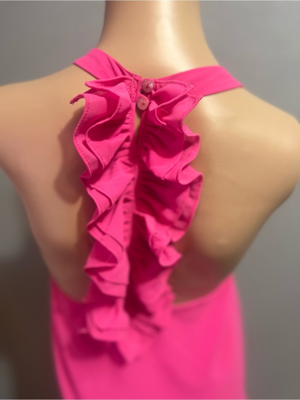 Cyrus tank size large with back detail - Picture 3 of 4